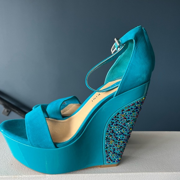 Platform, teal suede sandals with colored stones on heel,size 7.5. - Picture 5 of 5